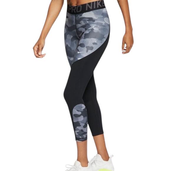 14.  NEW W/ Tag  Nike Women's Pro Icon Clash 7/8 Camo Leggings Size Medium - Picture 1 of 10